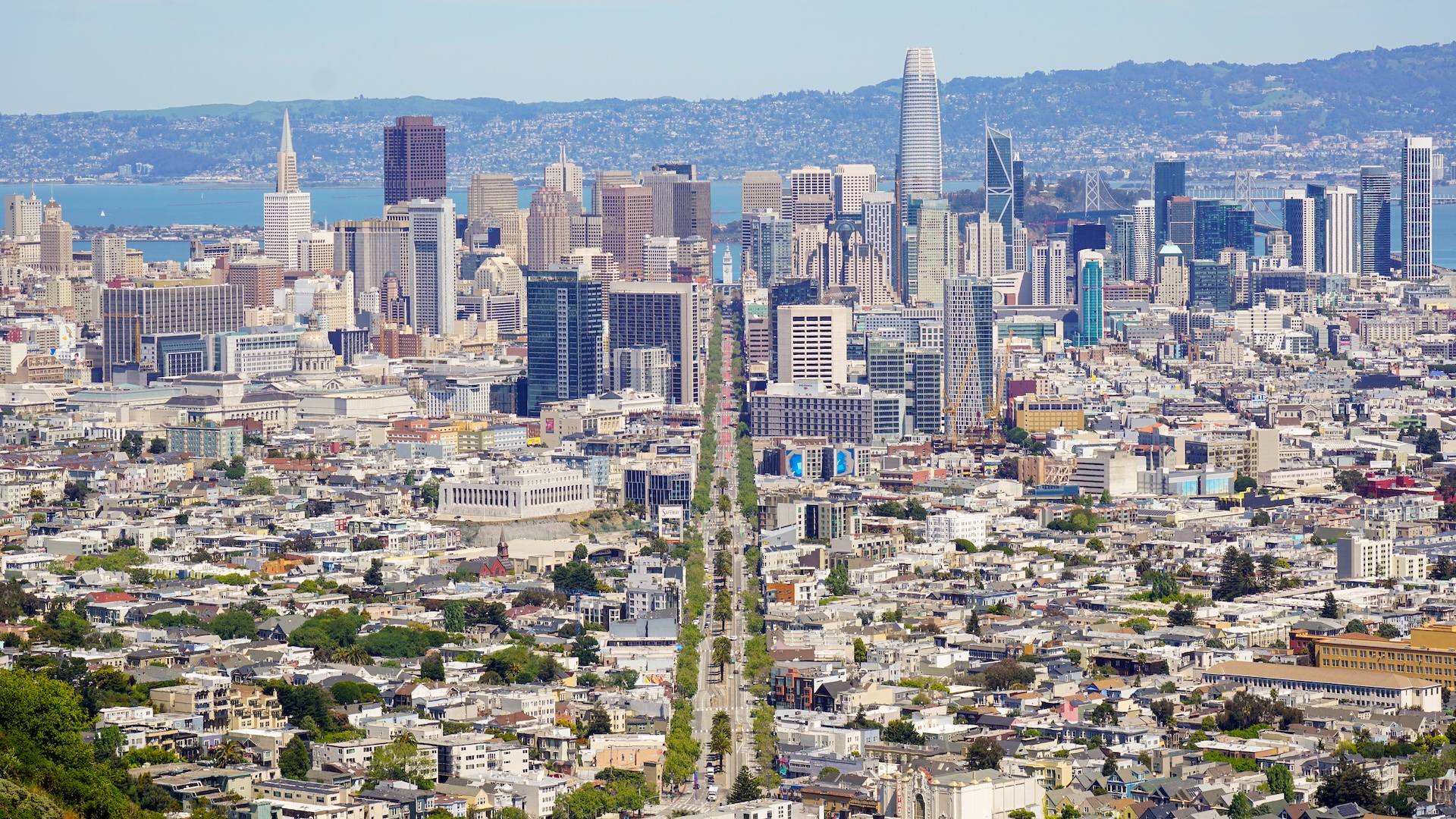 A photograph of Market street in San Francisco.